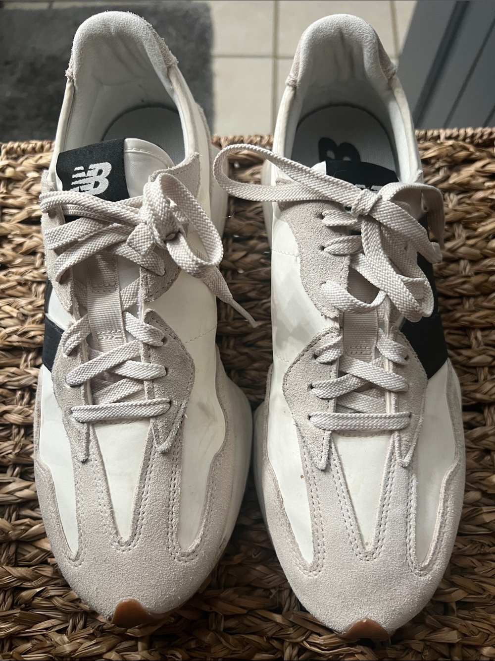 New Balance woman’s Cream & Black Retro-Style Sneakers